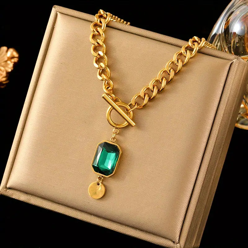 Gold Pendant Necklace with Emerald