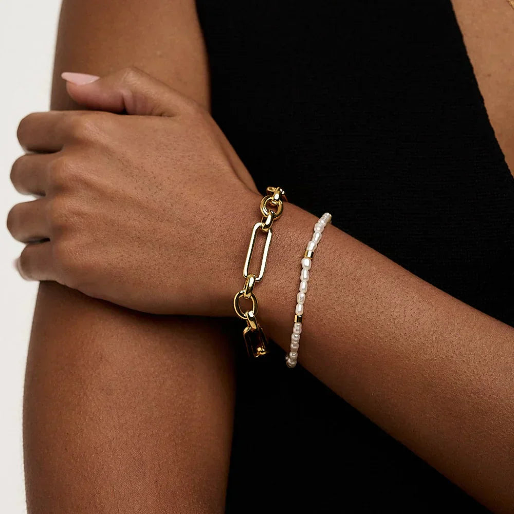 Link T-Bar Bracelet – Gold