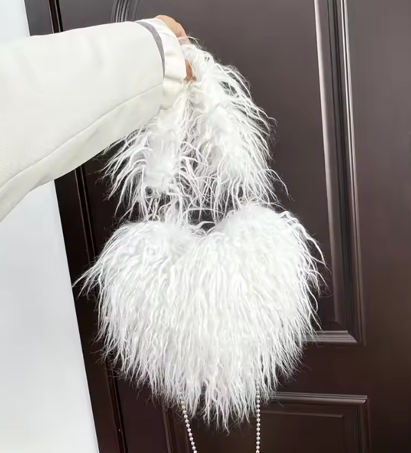 Felize | Women Heart Plush Crossbody Bag